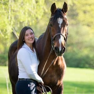 Meet your Posher, Hannah